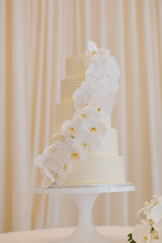 Timeless All-White Downtown St Pete Wedding Reception Cake Table | Planner Parties A La Carte