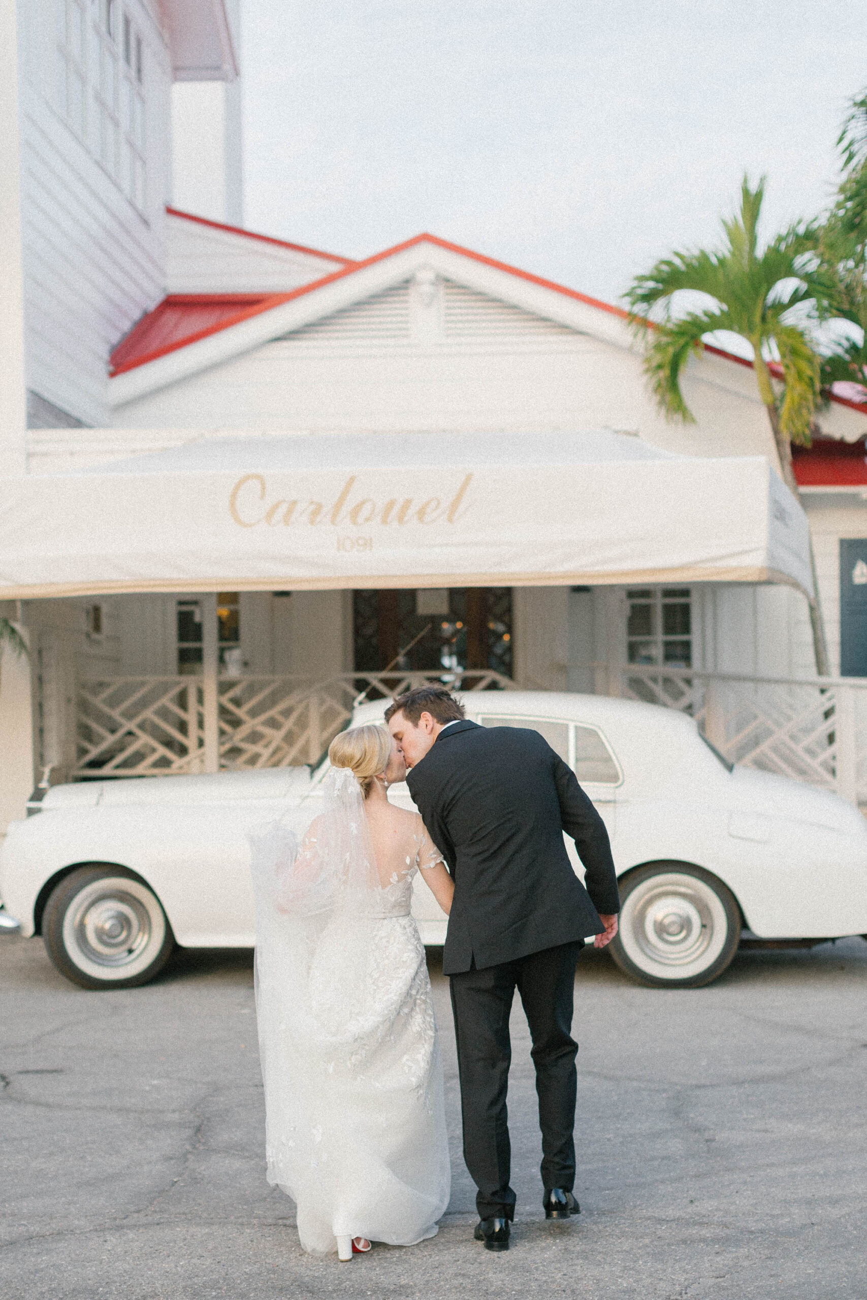 Vintage Getaway Car Inspiration | Tampa Bay Wedding Planner Parties A La Carte